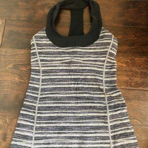 Lululemon scoop neck tank size 4